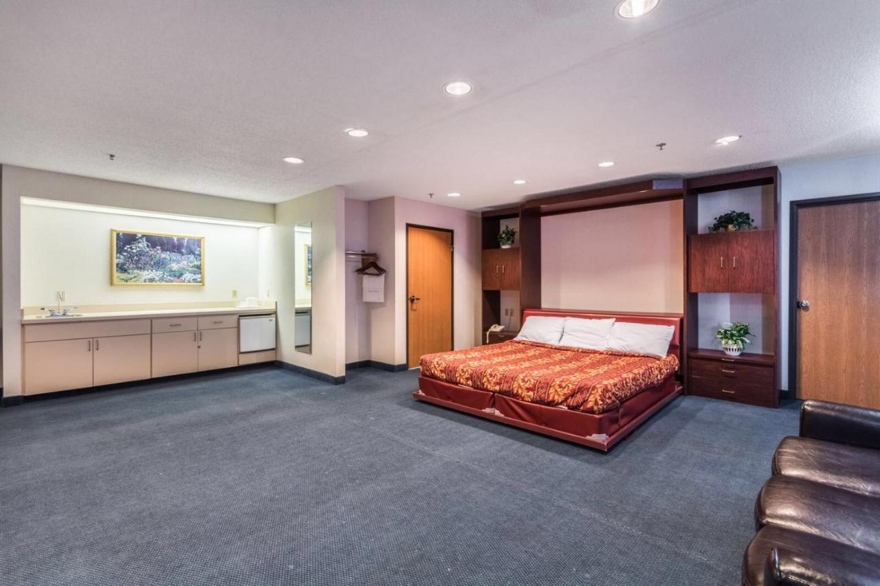 Quality Express Inn & Suites Mineral Wells Zewnętrze zdjęcie