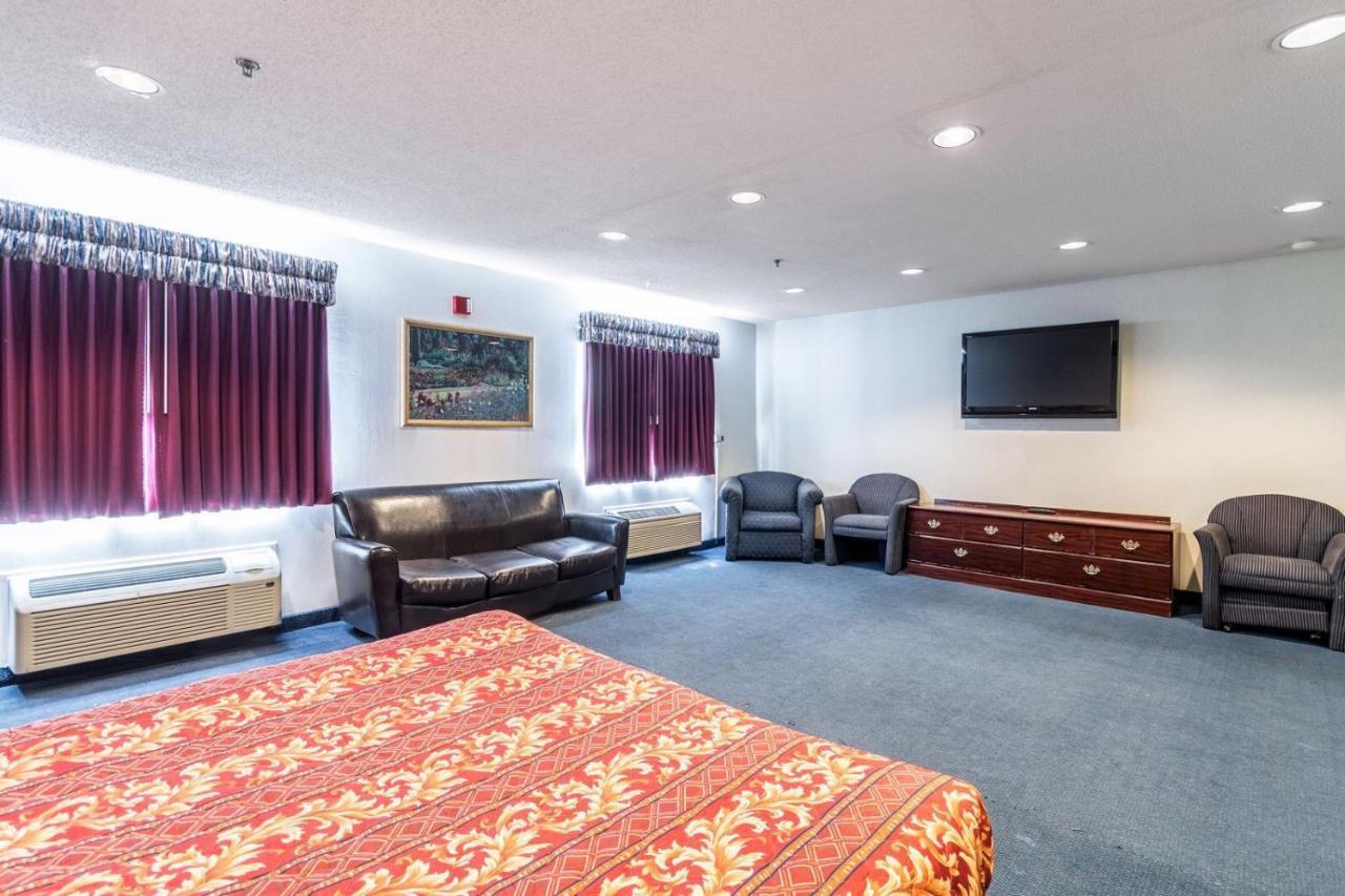 Quality Express Inn & Suites Mineral Wells Zewnętrze zdjęcie
